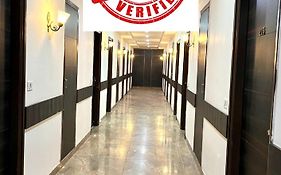 Hotel Jb Residency !! Luxurious & Royal Balcony Rooms !! Large Rooms
