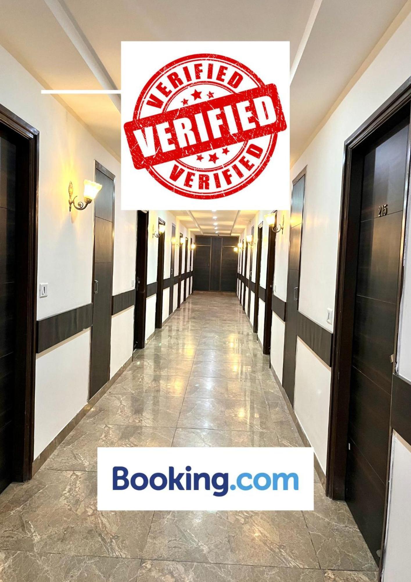 Hotel Jb Residency !! Luxurious & Royal Balcony Rooms !! Large Rooms Zirakpur Exterior photo